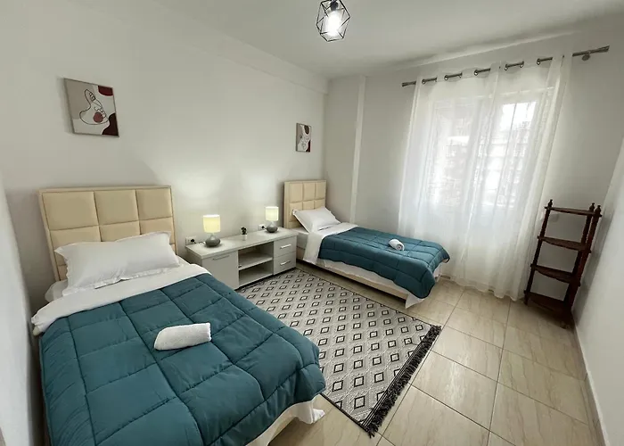 Moon City Center Apartment