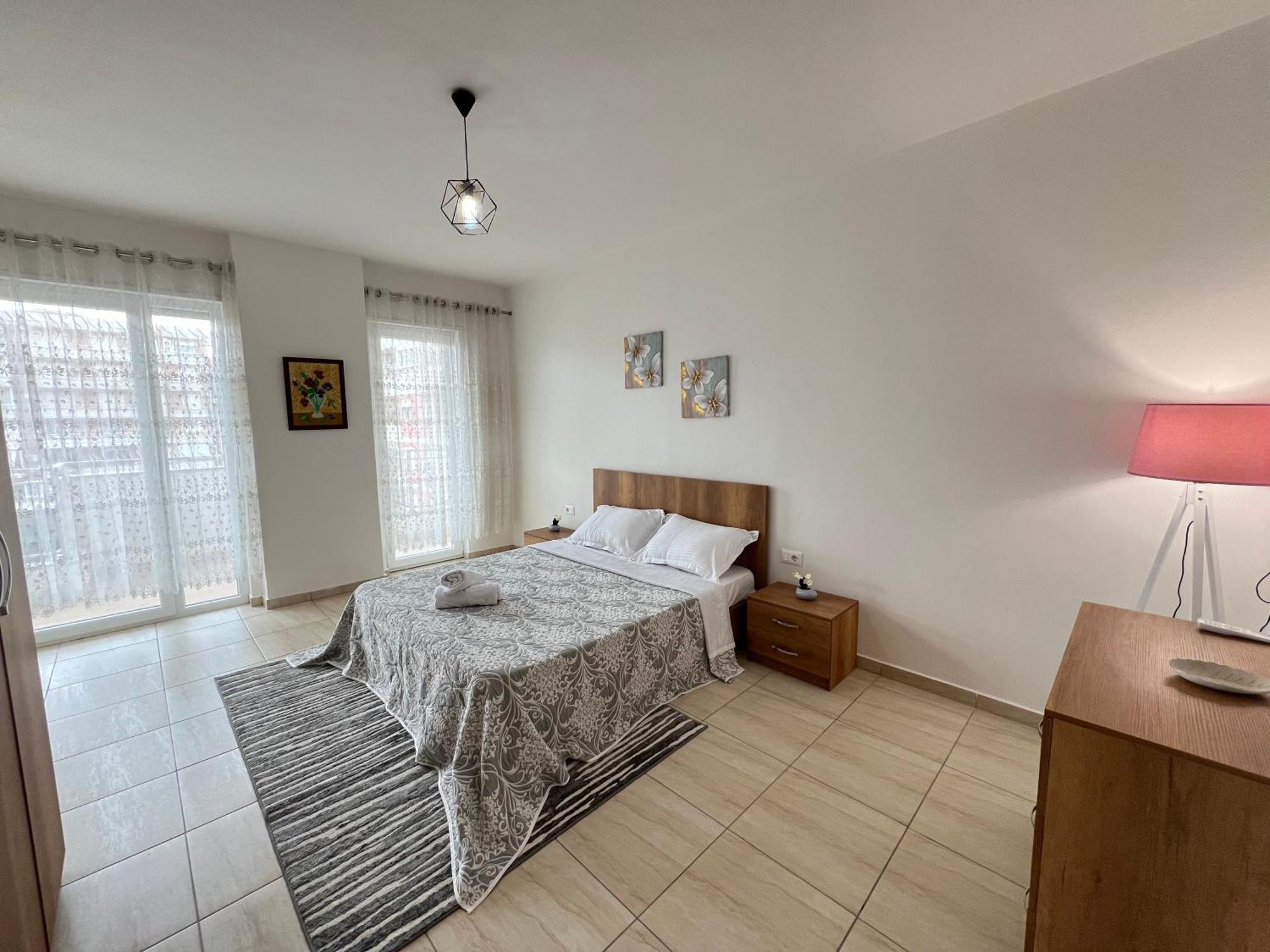 Apartment Moon Center *
